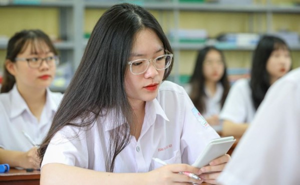 Tiêu Chí Lựa Chọn Khóa Học Lý Lớp 8 Online