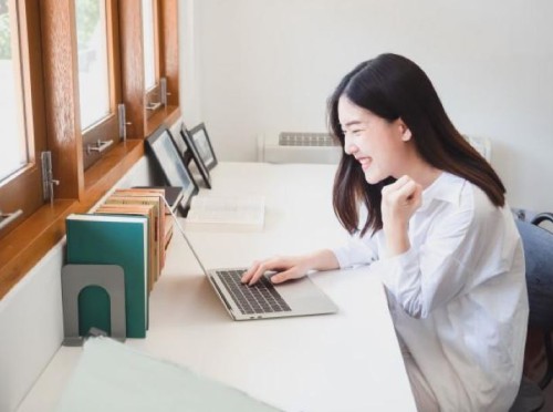 Tiêu Chí Lựa Chọn Khóa Học Tiếng Anh Lớp 12 Online