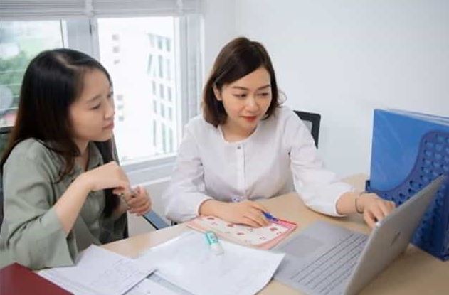 Khi nào phụ huynh nên tìm gia sư lớp 10 ở Hà Nội cho con