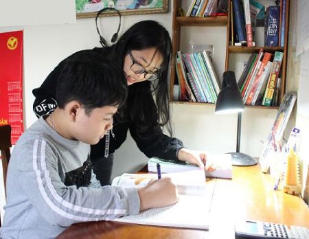 Học phí gia sư lớp 10 ở Hà Nội hiện nay