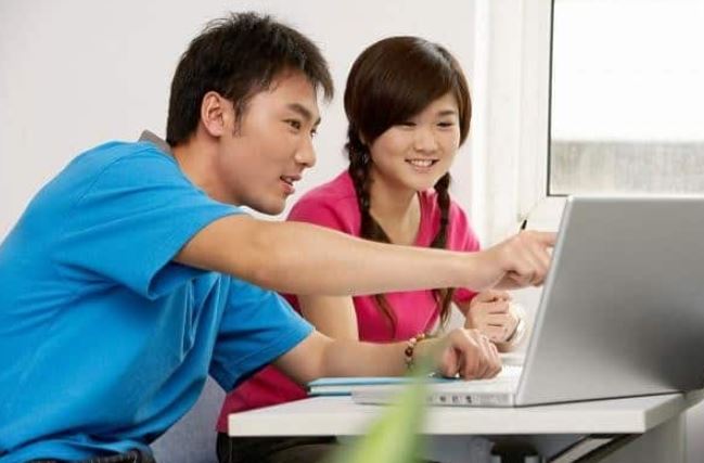 Khi nào phụ huynh nên tìm gia sư lớp 8 ở Hà Nội cho con
