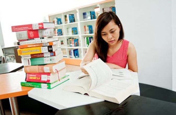Khi nào phụ huynh nên tìm gia sư lớp 9 ở Hà Nội cho con