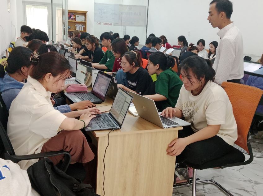 Kinh Nghiệm Chọn Khóa Học Xuất Nhập Khẩu Phù Hợp